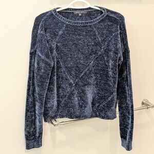 Romeo & Juliet Couture Blue Soft Sweater Women's Small Criss Cross Textured Knit